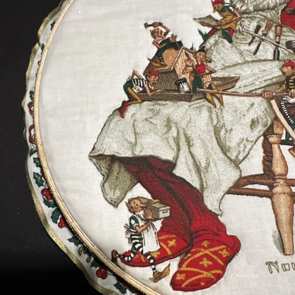 NORMAN ROCKWELL‎ SANTA CLAUS SLEEPING FABRIC PANEL ROUND WALL HANGING HAND MADE